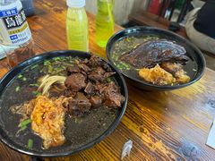 -小龙大肉面馆