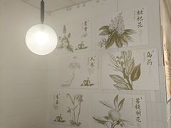 -必胜客(WOW昙华林店)