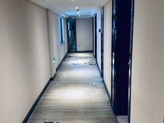 -天豪花香村酒店(贵阳花果园文创园店)