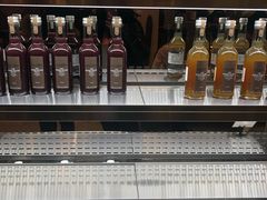 面包甜点陈列柜-OUR Bakery(SKP-S店)