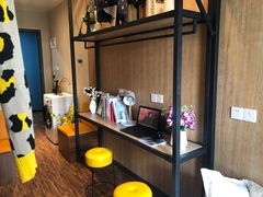 -魔方公寓(碧云国际店)