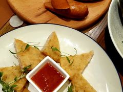 月亮虾饼ShrimpPancakes-Golden Lily河内巴黎法越料理餐厅(建国西路店)