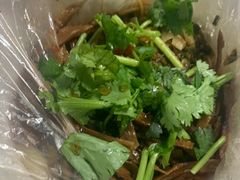 -佬钱湾仔(衣裳街店)