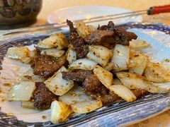 孜然羊肉-维吾尔餐厅(宜山路店)