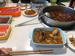 -蛙两只美蛙鱼头火锅(恒茂店)