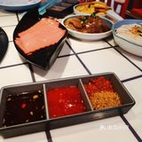 7点多到的还要等位，生意特别好，座无虚席