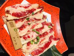 -山川小町·极番烧肉(新地假日广场店)