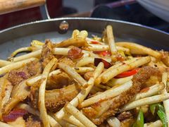 -魏铭鱼头捞饭(晋阳路店)