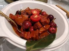 车厘子烧五花肉-甜阿姨·天台花园私房菜(万松园店)