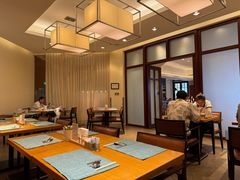 -亚龙湾希尔顿自助餐厅·海鲜·烧烤·沙滩BBQ·现场乐队