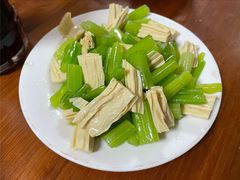 -宝瑞门钉肉饼店