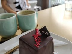 -UNI UNI(环亚凯瑟琳店)