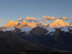 -贡嘎雪山