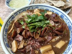 卤煮火烧-门框胡同百年卤煮(新街口店)