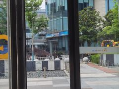 -瑞幸咖啡(杭州绿地中央店)