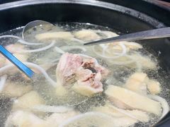 -东椰·海南椰子鸡火锅(朝阳门店)