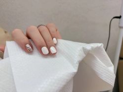 -UU·NAIL美甲美睫專門店