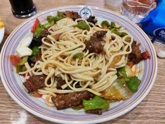 -歹歹的加个面过油肉拌面