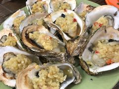 炭烧蒜蓉生蚝-贞姨美食·老字号海鲜大排档
