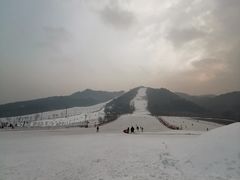 -辽阳弓长岭温泉滑雪场