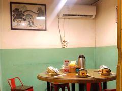 大堂-堂瓦里·33年传统赣菜(第一街区店)