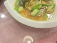 -东馆和天下特色餐饮(工农店)