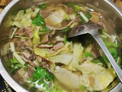 -冯烫烫跷脚牛肉·川菜小馆(武胜西街店)
