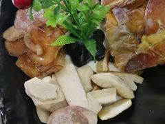 六种菌子拼盘-名善山珍·野生菌汤锅(文殊院店)