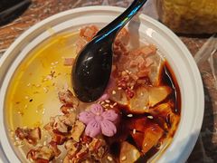 -老街烧烤大排档·地道湖北菜·龙虾馆(汉口火车站店)