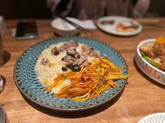 -耶里夏丽·丝路新疆菜·清真食品(徐汇南丹东路臻选店)