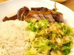 烧肉拼鸭饭-粤味轩快餐店(天下第一泉店)