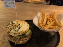 -龙治汉堡(中华城店)