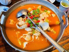 -老滇山寨•云南特色菜•地方菜•民族风情歌舞表演(金碧店)