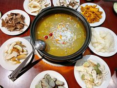 -菌之家·专业纯野生菌火锅·特色炒菌