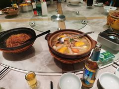 -绿草地·湘菜(酃湖师院店)