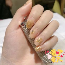 点击看大图 -Fanni美甲美睫皮肤管理