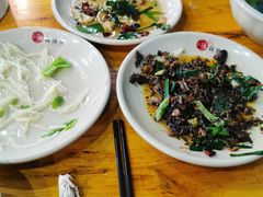 -饭饱香土碗菜(新科店)