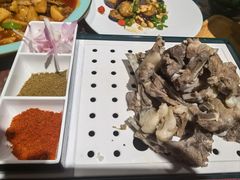 -乡村馕坑肉·烧烤·新疆菜·本地人更爱吃(阿勒泰首店)