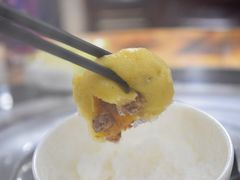 粘豆包-粘豆包柴火铁锅炖