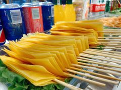 -逸山伍自转小火锅(纺织品店)