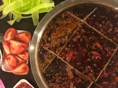 -邓莽子老火锅(中兴路总店)