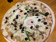 -JINNS锦时 steak&pizza(浸信会礼拜堂旧址店)