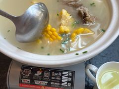 -鱼鲜饭香·招牌汽锅剁椒鱼头王