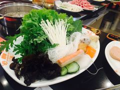 -呷哺呷哺(新世界百货望京店)