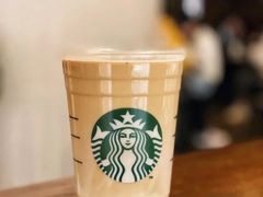 莓莓燕麦红茶玛奇朵-星巴克(万都店)