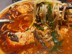 -粉八·云南米线·建水烧烤(常熟路店)