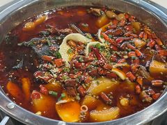 -晓彭肥肠鸡·泡椒鸡火锅(水木天地店)
