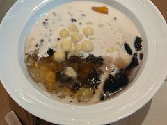 -RUXU入续糖水铺与包(卓悦中心店)