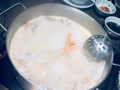 -捞王锅物料理(上海世茂广场店)