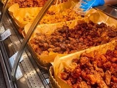 -胖东来生活广场(健康路店)